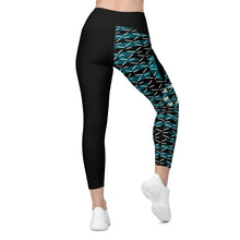 Load image into Gallery viewer, Crossover leggings with pockets